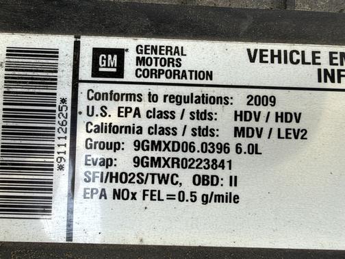 White 2009 Chevrolet Express 3500 Cargo