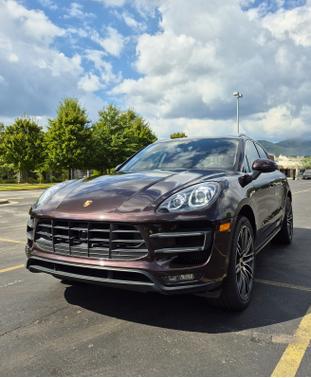 2015 Porsche Macan Macan Turbo