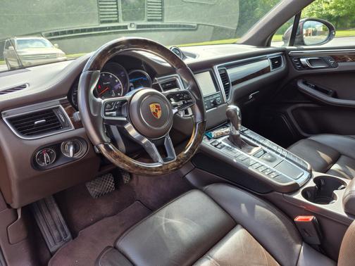 2015 Porsche Macan Macan Turbo