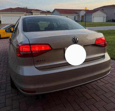 Gold 2015 Volkswagen Jetta 2.0L S