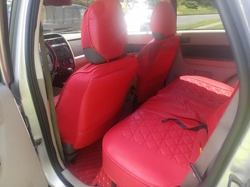 Silver 2009 Ford Escape XLT
