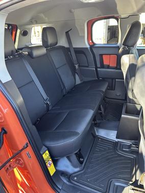 2011 Toyota FJ Cruiser Base