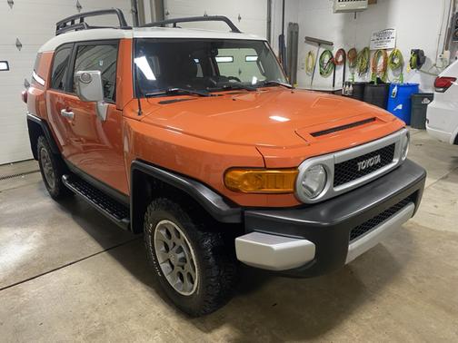 2011 Toyota FJ Cruiser Base