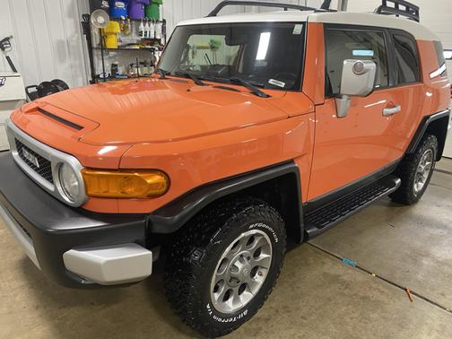 2011 Toyota FJ Cruiser Base