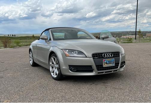 Photo 3 of 4 of 2009 Audi TT 2.0T Cabriolet quattro
