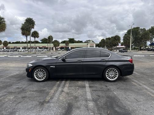 Gray 2011 BMW 535 i xDrive