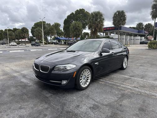 Gray 2011 BMW 535 i xDrive