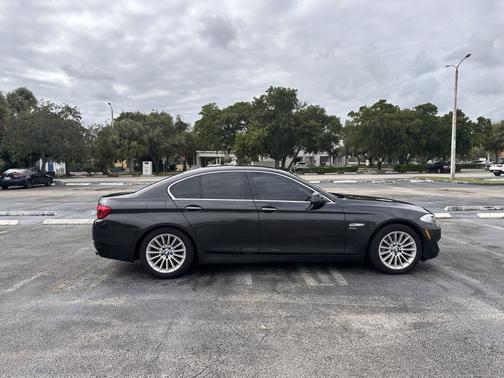 Gray 2011 BMW 535 i xDrive