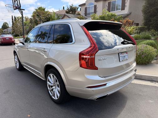 Gold 2016 Volvo XC90 T6 Inscription