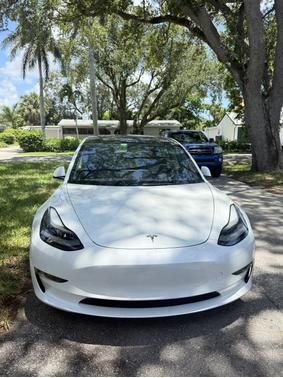 2021 Tesla Model 3 Standard Range Plus