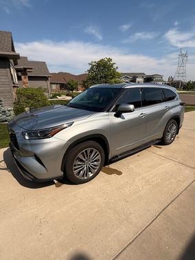2021 Toyota Highlander Platinum