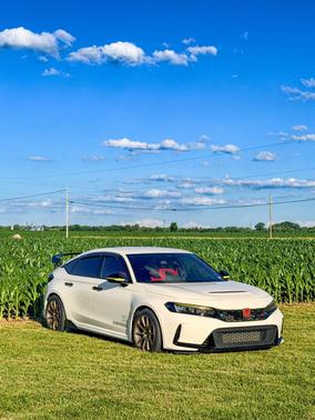 White 2025 Honda Civic Type R Base