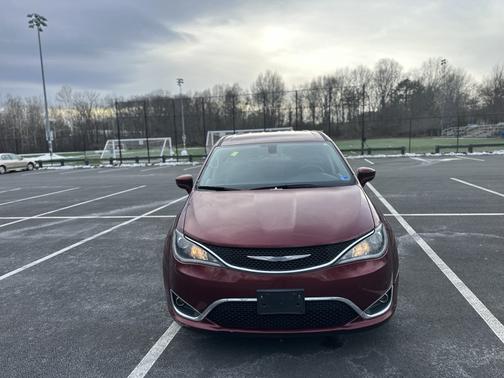 2018 Chrysler Pacifica Touring Plus