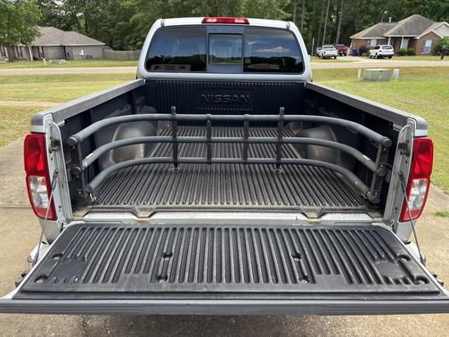 2005 Nissan Frontier XE King Cab