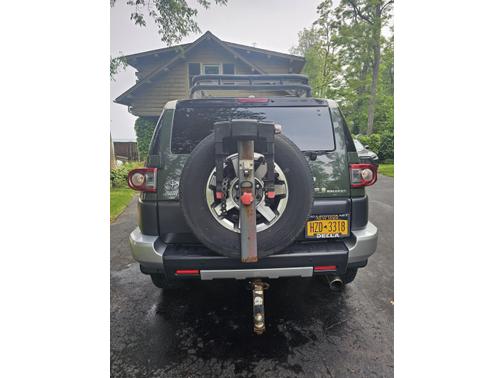 2014 Toyota FJ Cruiser Base