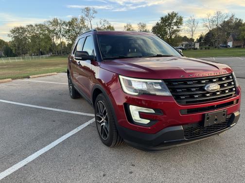 2016 Ford Explorer Sport