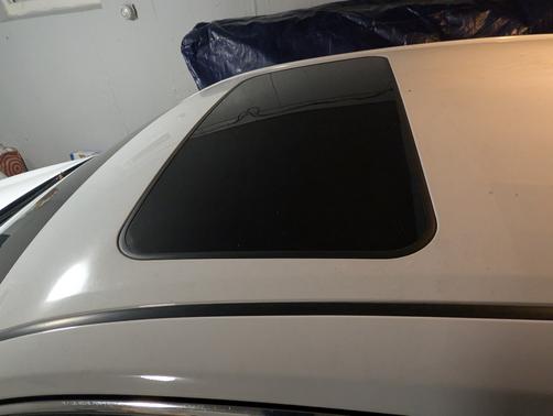 White 2017 Toyota Camry SE