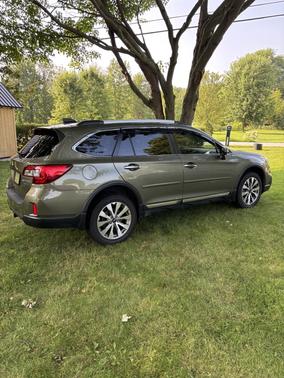 2017 Subaru Outback 3.6R Touring