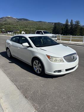 White 2010 Buick LaCrosse CXL