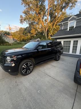 Black 2020 Chevrolet Suburban Premier