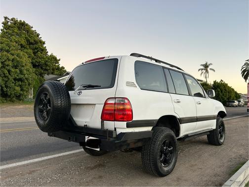 1999 Toyota Land Cruiser Base
