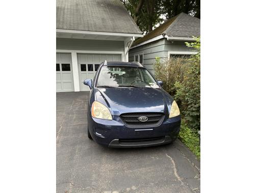 2007 Kia Rondo LX