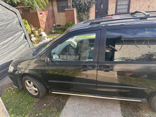 2003 Mazda MPV LX