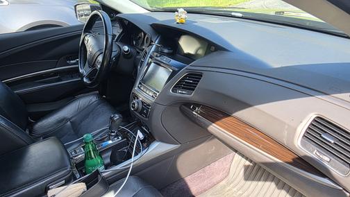 2014 Acura RLX Technology Package