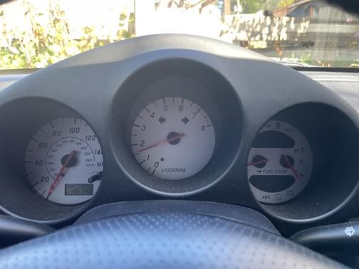 White 2000 Toyota MR2 Spyder