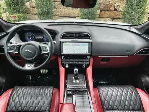 2020 Jaguar F-PACE SVR