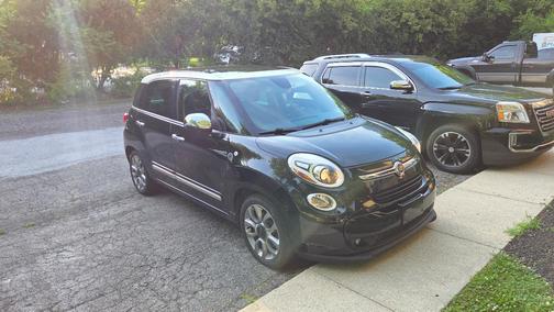 Black 2014 FIAT 500L Lounge