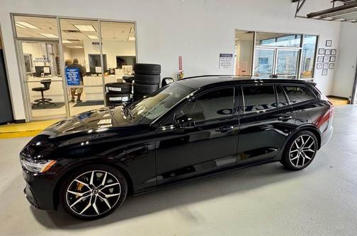 Black 2024 Volvo V60 Recharge Plug-In Hybrid T8 Polestar Engineered