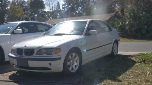 White 2002 BMW 325 i
