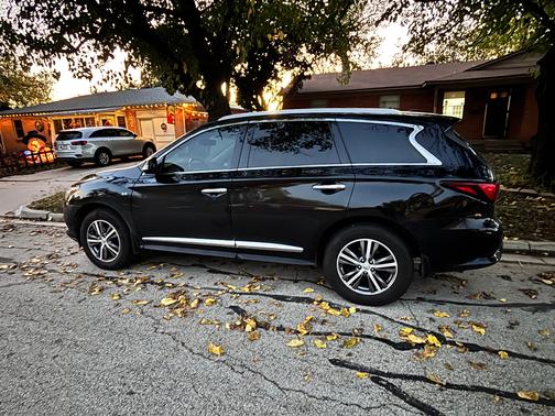 2016 INFINITI QX60 Base