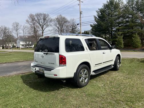 2014 Nissan Armada Platinum