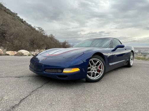 Blue 2004 Chevrolet Corvette Z06