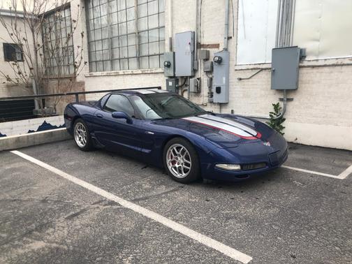 Blue 2004 Chevrolet Corvette Z06