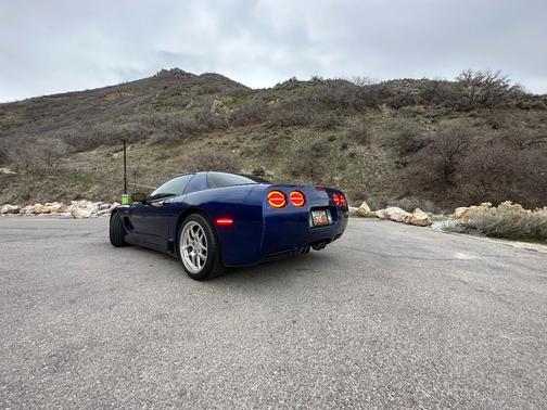 Blue 2004 Chevrolet Corvette Z06