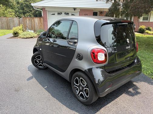 Black 2019 smart EQ ForTwo Passion