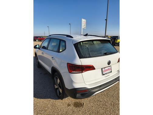 2024 Volkswagen Taos S 4MOTION