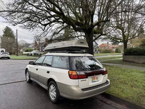 White 2000 Subaru Outback Base