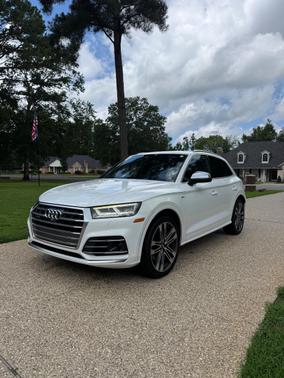 White 2018 Audi SQ5 3.0T Prestige