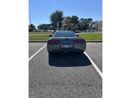 2003 Chevrolet Corvette Base