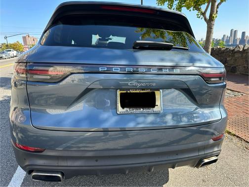 2019 Porsche Cayenne Cayenne