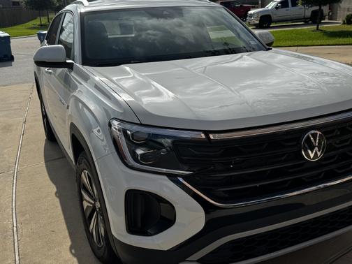 2025 Volkswagen Atlas Cross Sport 2.0T SE