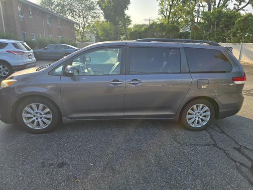2013 Toyota Sienna Limited