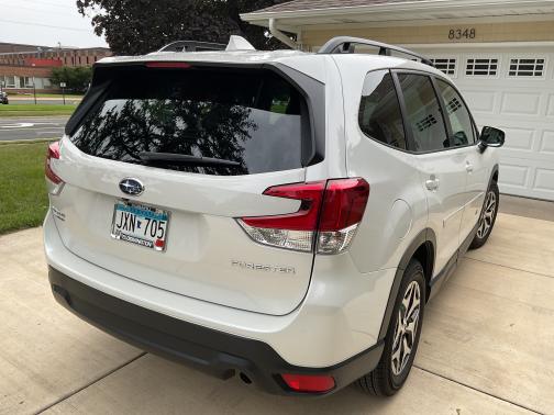 2022 Subaru Forester Premium