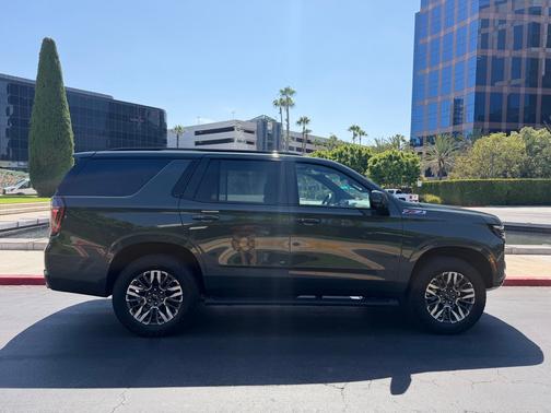 Gray 2025 Chevrolet Tahoe Z71