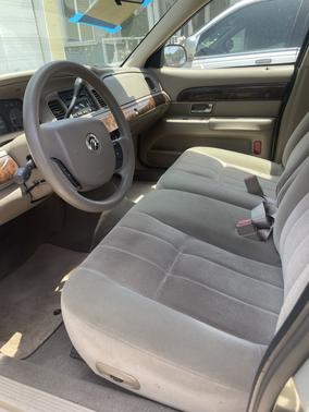 2005 Mercury Grand Marquis GS