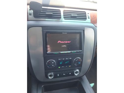 2011 GMC Yukon SLE